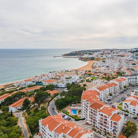 Palmeiras Apartment - 19A By Hellovacations 알부페이라 외부 사진